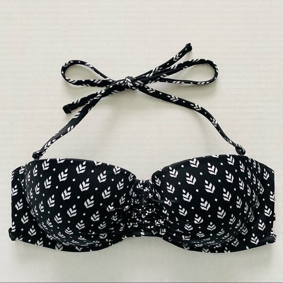 Shade & Shore | Halter push-up Bikini Top 34D - Picture 1 of 9